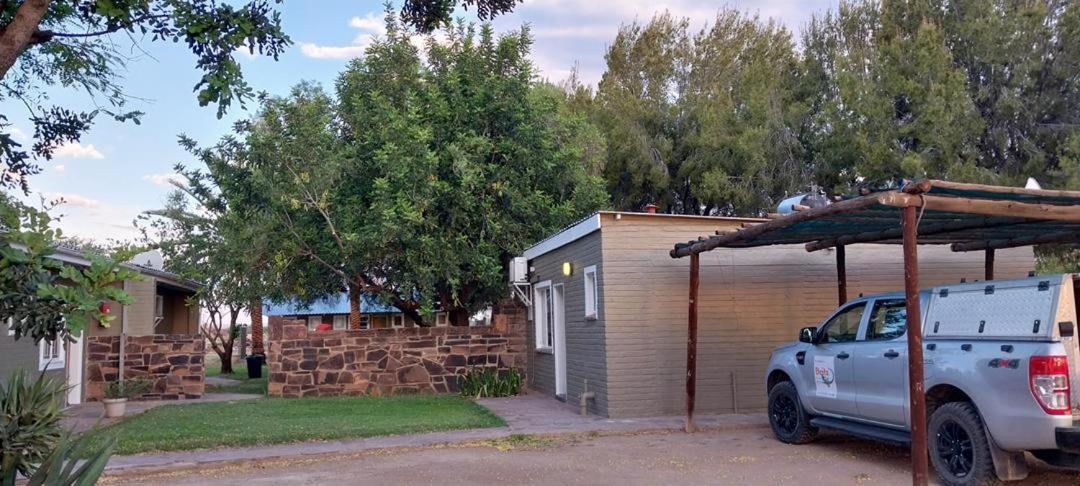 Koha Guesthouse Mariental Eksteriør bilde